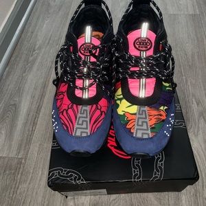 Versace Chain reaction